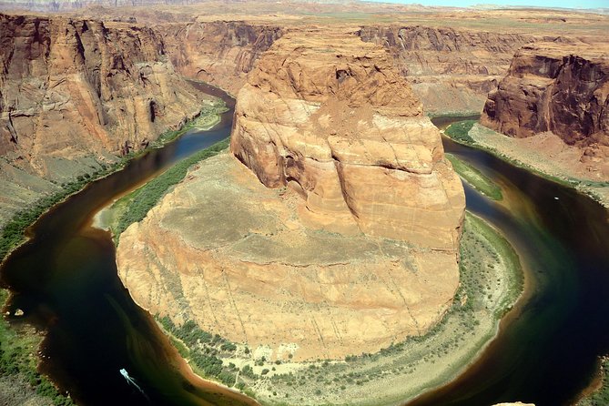 Antelope Canyon and Horseshoe Bend Day Adventure from Scottsdale or Phoenix - The big-picture plan: canyon light, river curve, Page lunch