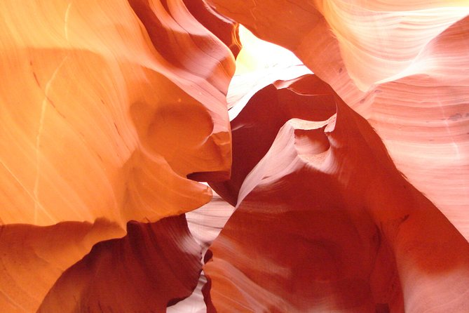 Antelope Canyon and Horseshoe Bend Day Adventure from Scottsdale or Phoenix - Stop 2: Horseshoe Bend overlook walk and photo timing