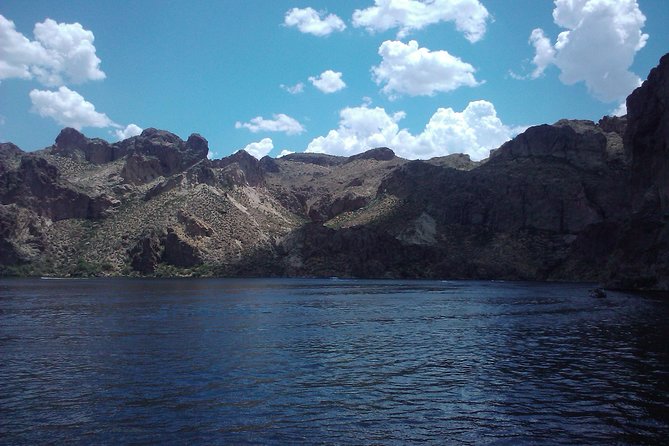 Apache Trail with Dolly Steamboat - Lost Dutchman Museum: Hollywood Western Set Meets Apache Trail Beginnings