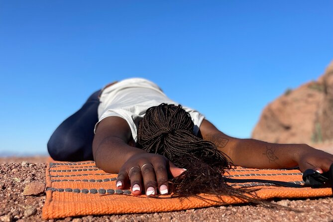 Camelback's Hidden Gems - Hike & Yoga with a View - Weather and timing: when to go for comfort and better photos