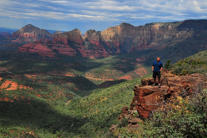 Grand Canyon with Sedona and Oak Creek Canyon Van Tour - Sedona’s Red Rocks Photo Stop: Short Time, Big Impact