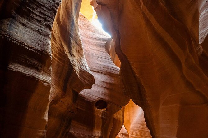 Horseshoe Bend and Antelope Canyon Day Tour from Phoenix - Antelope Canyon with a Native American guide: how to make the most of the hour