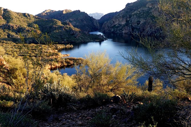 Kayaking 2 Hr Canyon & Cliffside on Saguaro Lake - Gear and vessel reality: single sit-on-top only