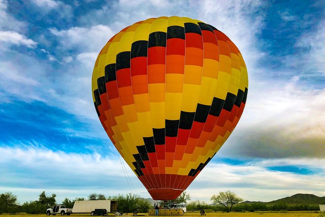 Phoenix area Hot Air Balloon Ride on the Largest Balloon in USA - Price and Timing: Does $199 Go the Distance?