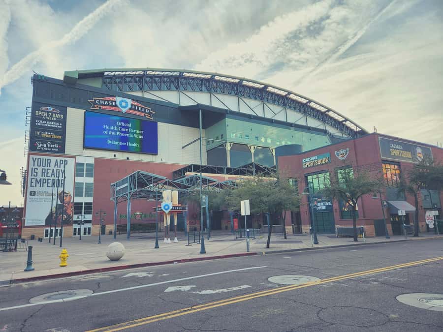 Phoenix: Arizona Diamondbacks Baseball Game Ticket - Mobile entry and the QR-code confusion to avoid