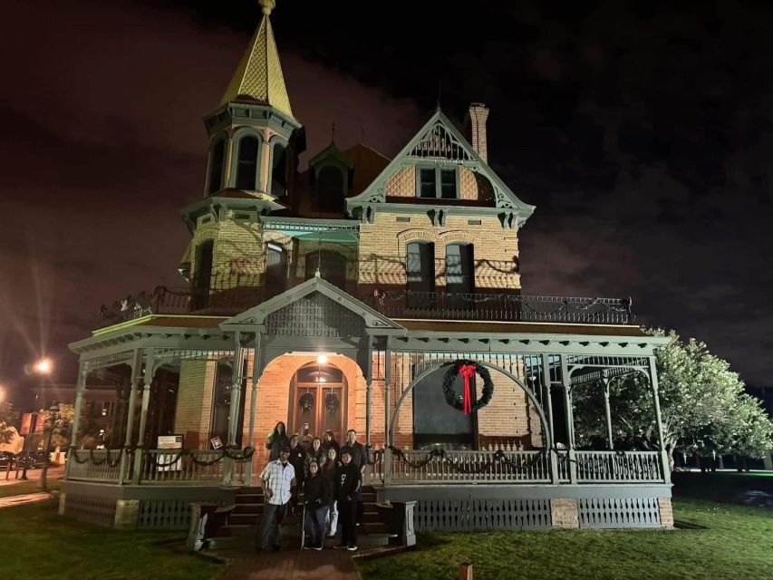 Phoenix: History, Mystery and Ghost Hunting Tour - First Steps in Downtown Phoenix: Meeting at Que Sazon