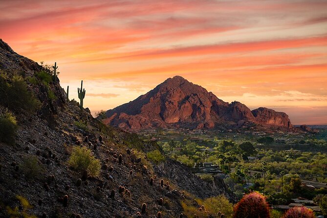 Phoenix Morning Hot Air Balloon Ride with Bubbly + Breakfast - Breakfast in the Desert: Linens, China, and Vincent’s on Camelback