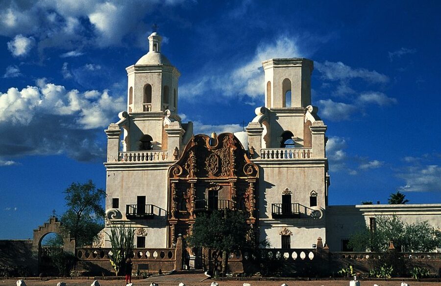 Private Guided tour of Tombstone and San Xavier del Bac - Why This Combination Works: Wild West + White Dove of the Desert