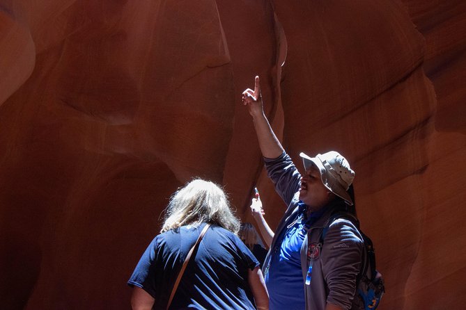 Private Lower Antelope Canyon Day Tour from Phoenix/Scottsdale - Page break: Lake Powell or Glen Canyon Dam, plus lunch on your own