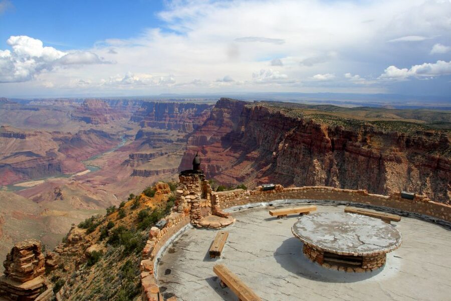 Scottsdale: Grand Canyon National Park and Sedona with Lunch - Guide style, vehicle comfort, and small-group flow