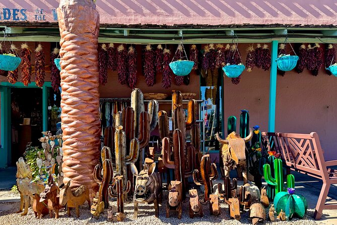 Scottsdale Old Town Food Tour of Hidden Gems with 6 Food Tastings - HULA’S Modern Tiki Scottsdale: mid-century tiki meets Luau Pork